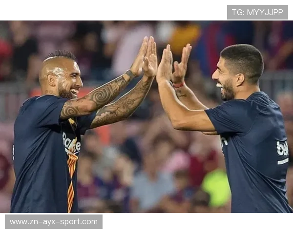 佛罗伦萨锁定德乙高速反击手：足坛最新战术揭秘与引援趋势