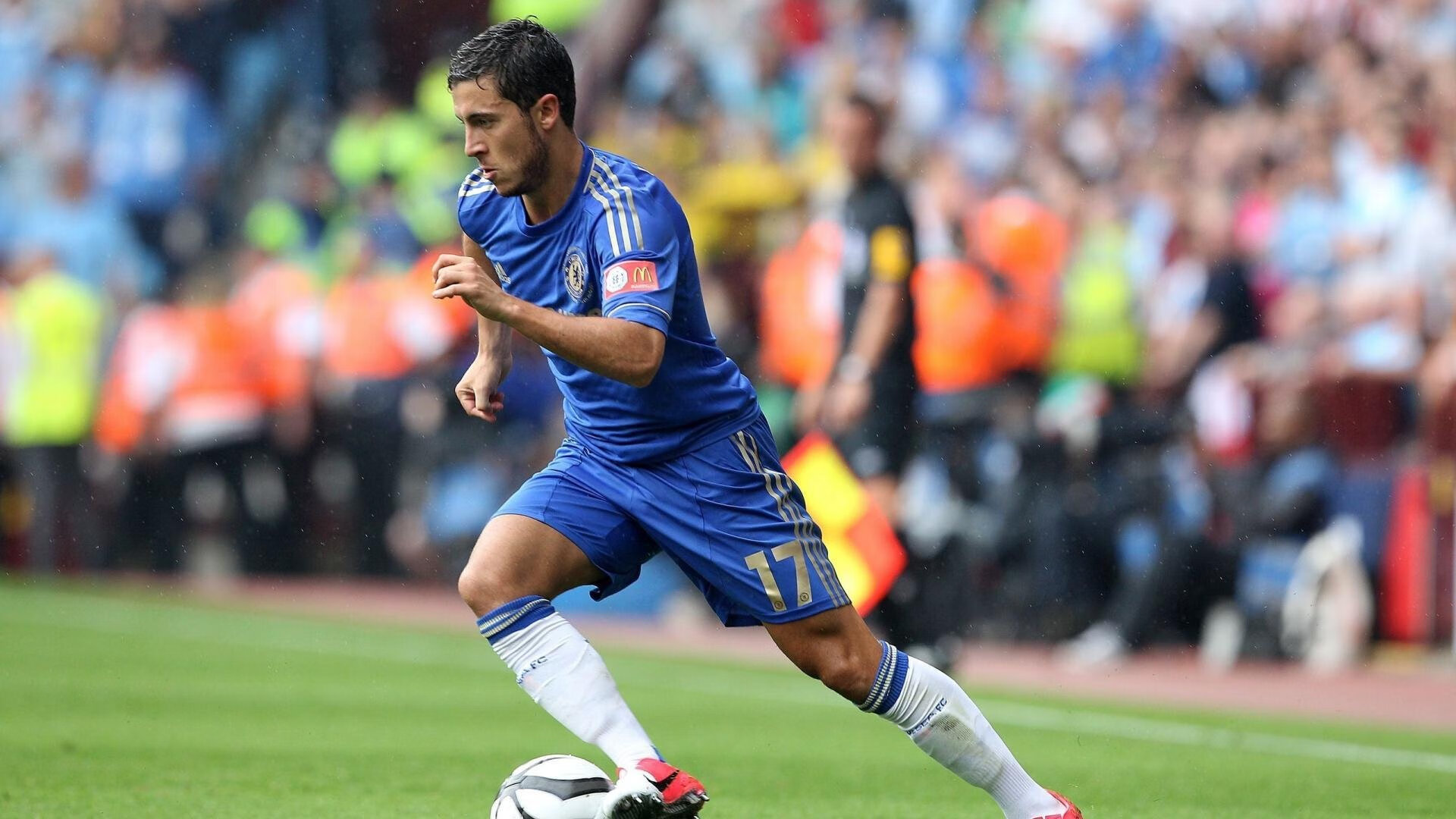 “马科斯·莫奇的防守压力与快速突破,成为阿根廷美洲狮队制胜的武器”